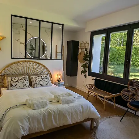 בית נופש Moderne Et Elegante A Avec Grand Parc Arbore - Fr-1-589-809 *