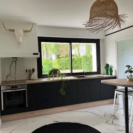 בית נופש Moderne Et Elegante A Avec Grand Parc Arbore - Fr-1-589-809